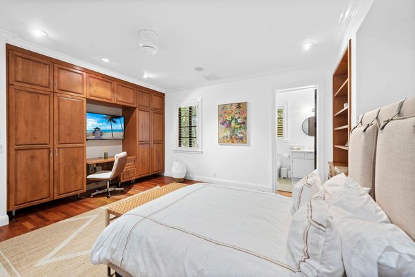 Bedroom, Home Office, Interior, Recessed Lighting, Wood Texture Flooring