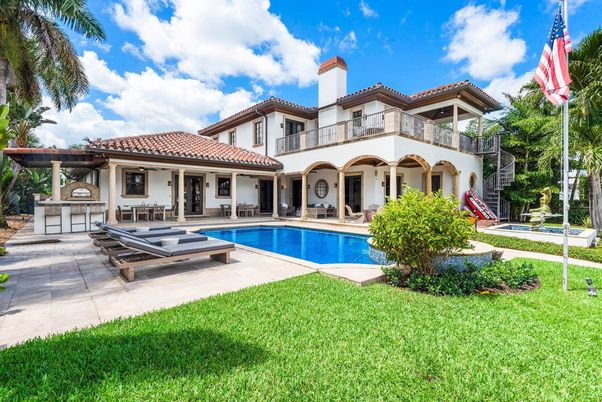 Backyard, Exterior, Pool