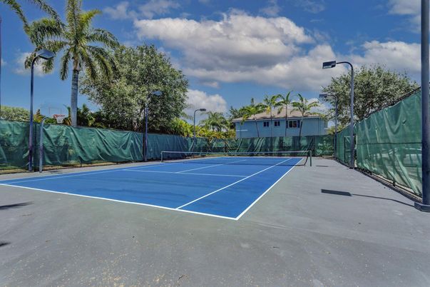 Exterior, Tennis Courts