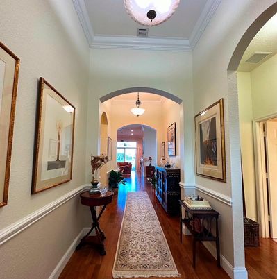 Interior, Pendant Lights, Wood Texture Flooring