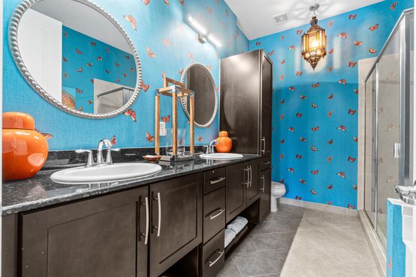 Bathroom, Dual Sink Vanities, Interior, Pendant Lights