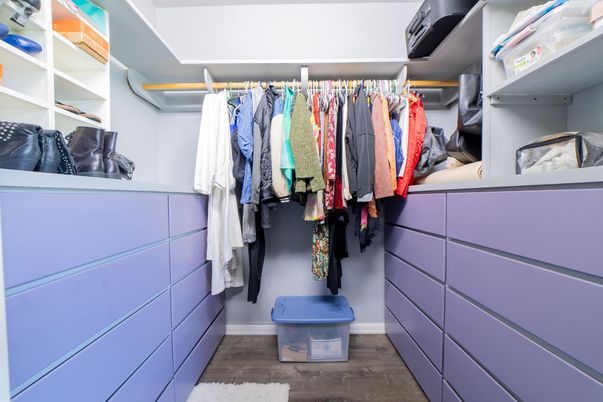 Interior, Walk-in Closets, Wood Texture Flooring