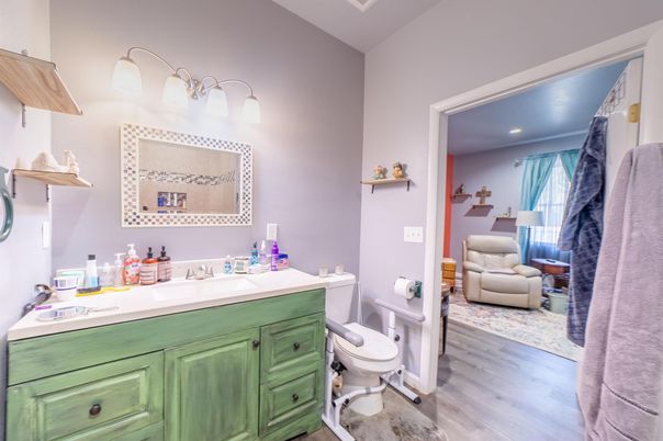 Bathroom, Interior, Recessed Lighting, Wood Texture Flooring