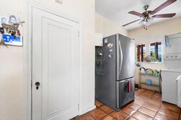 Interior, Kitchen, Washer