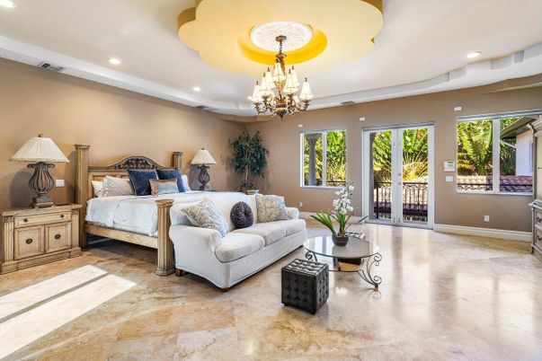 Bedroom, Chandelier, Interior, Recessed Lighting