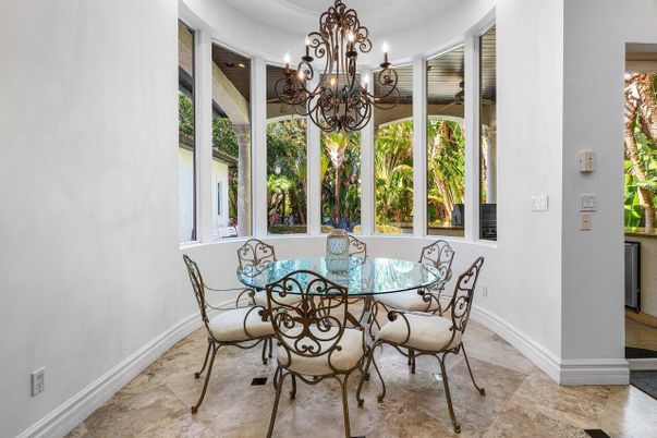 Chandelier, Dining room, Interior