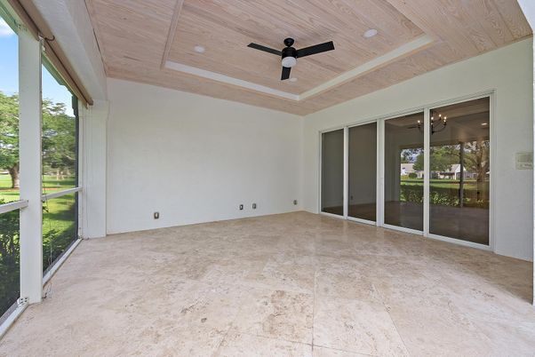 Empty room, Interior, Recessed Lighting, Wooden Ceilings