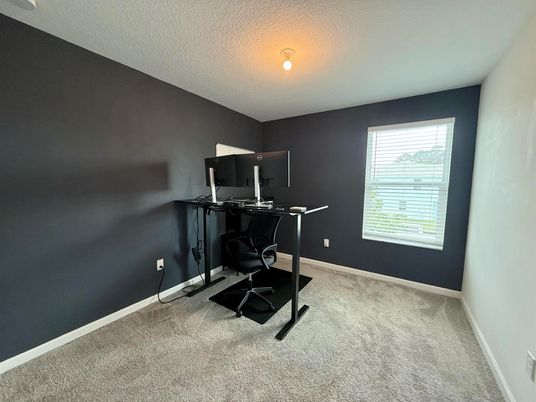 Home Office, Interior