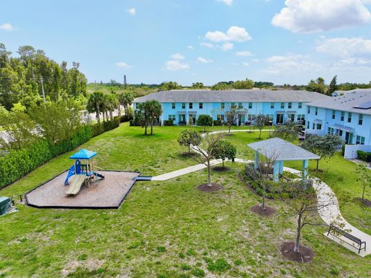 Backyard, Exterior, Playground