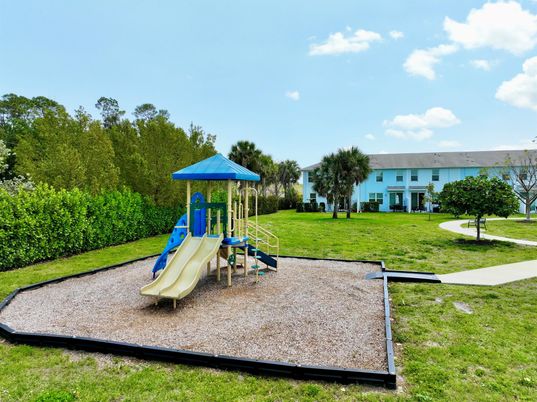 Backyard, Exterior, Playground