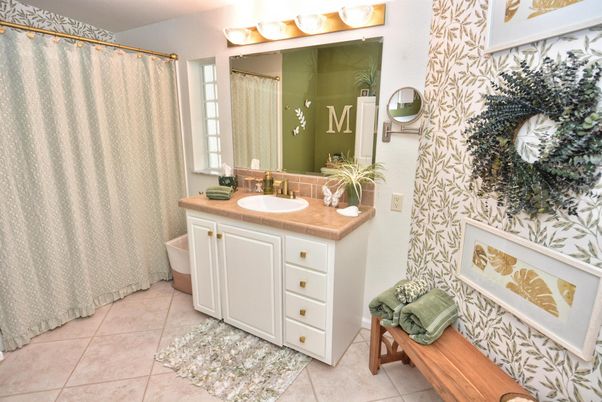 Bathroom, Interior