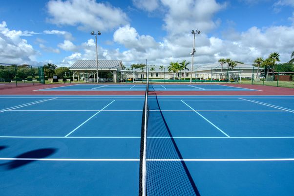 Exterior, Tennis Courts