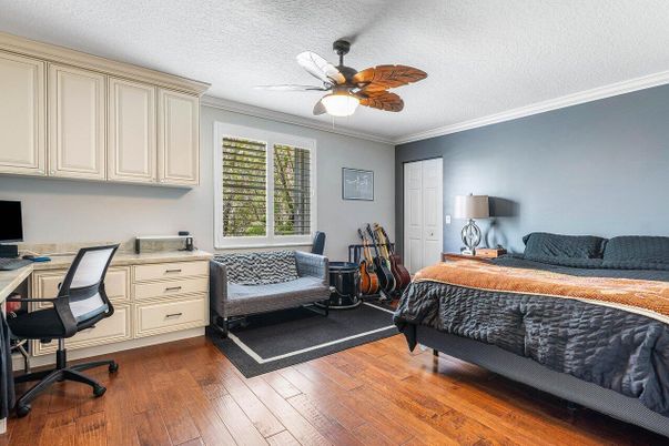 Bedroom, Home Office, Interior, Wood Texture Flooring