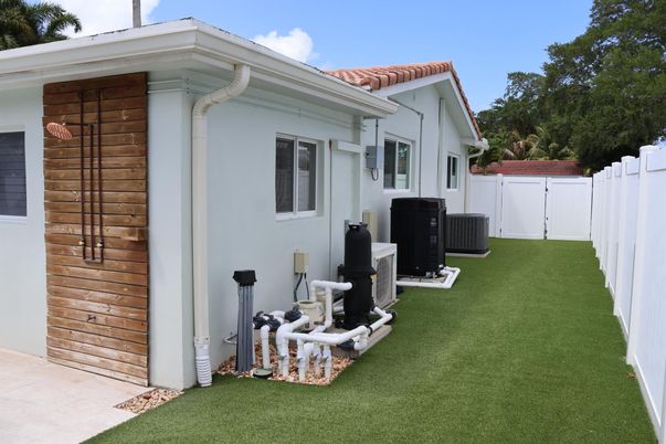 Backyard, Exterior