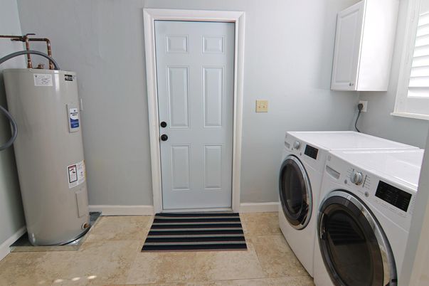 Interior, Washer