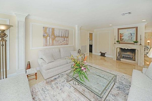 Fireplace, Interior, Living room, Recessed Lighting