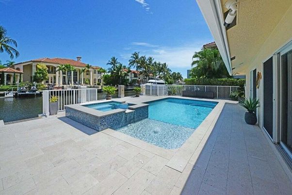 Exterior, Lake, Pool