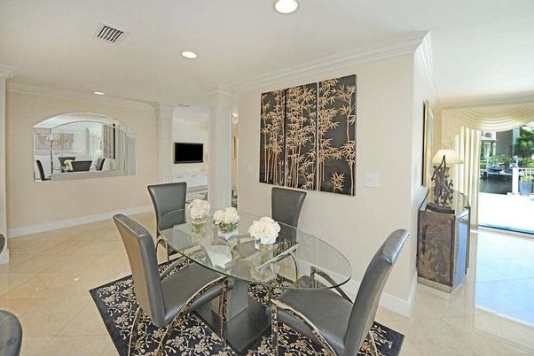 Dining room, Interior, Recessed Lighting