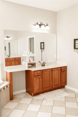 Bathroom, Dual Sink Vanities, Interior