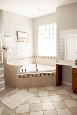 Bathroom, Interior, Recessed Lighting