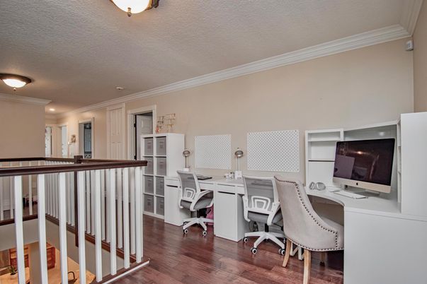 Home Office, Interior, Recessed Lighting, Wood Texture Flooring