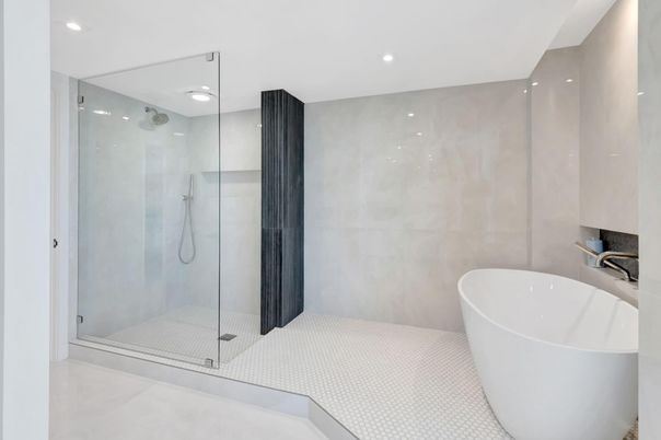 Bathroom, Free Standing Baths, Glass Shower, Interior, Recessed Lighting