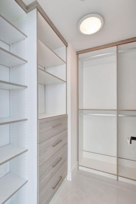 Interior, Walk-in Closets