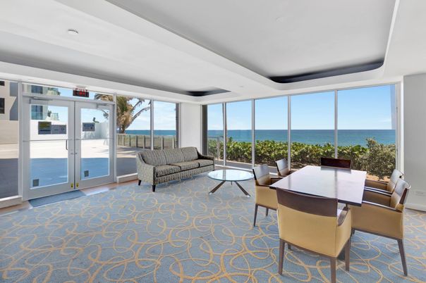 Dining room, Interior, Recessed Lighting, Water
