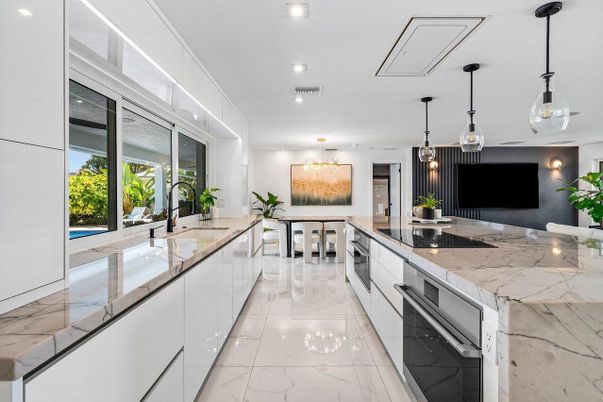 Dining room, Interior, Kitchen, Marble, Pendant Lights, Recessed Lighting, Stainless Steel Appliances