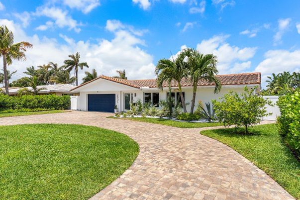 Attached, Backyard, Exterior, Facade, Spanish Mediterranean