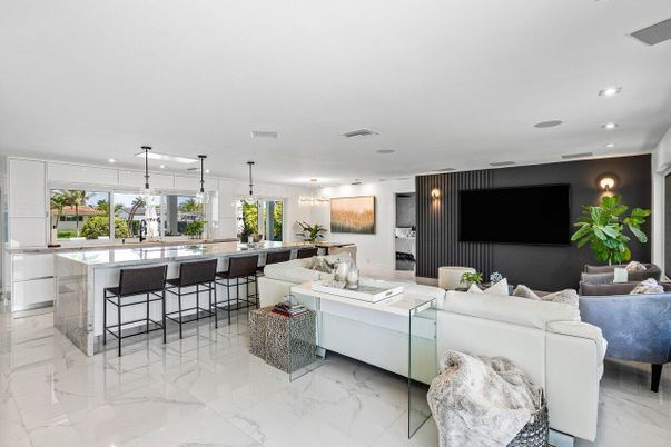 Interior, Living room, Marble, Pendant Lights, Recessed Lighting