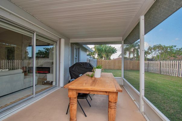 Exterior, Interior, Sun Room