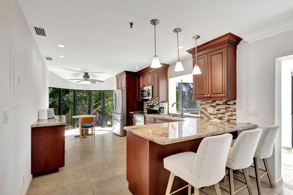 Interior, Kitchen, Pendant Lights, Recessed Lighting, Stainless Steel Appliances