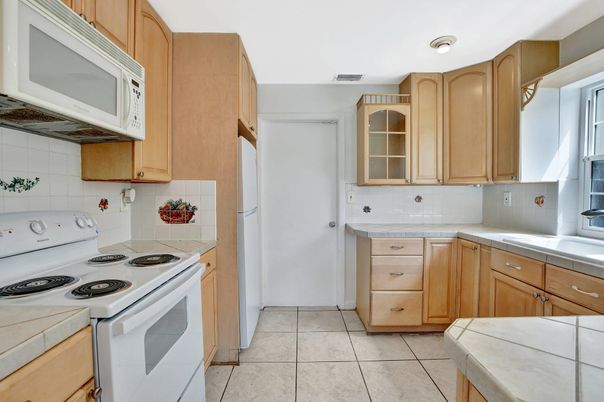 Interior, Kitchen, Tile Countertops
