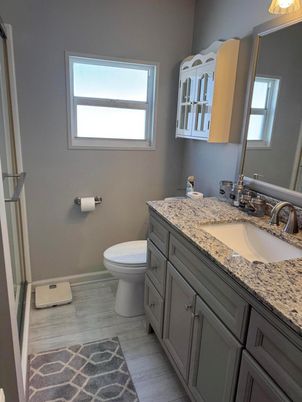 Bathroom, Dual Sink Vanities, Interior