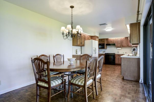 Chandelier, Dining room, Interior, Kitchen, Wood Texture Flooring