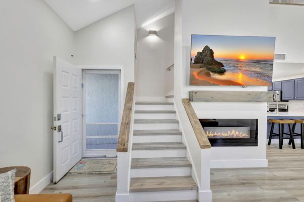 Fireplace, Interior, Kitchen, Recessed Lighting, Wood Texture Flooring