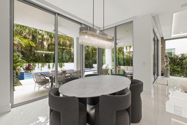Chandelier, Dining room, Interior, Recessed Lighting
