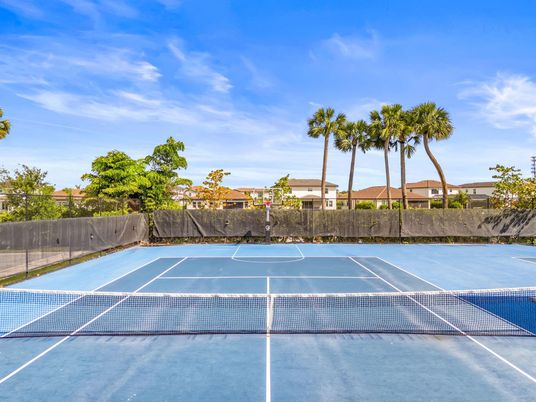 Exterior, Tennis Courts
