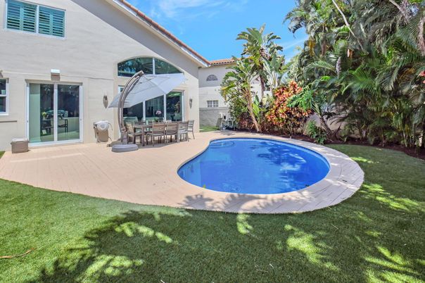 Backyard, Exterior, Pool