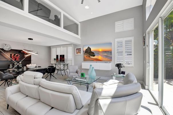 Dining room, Interior, Living room, Pendant Lights, Recessed Lighting