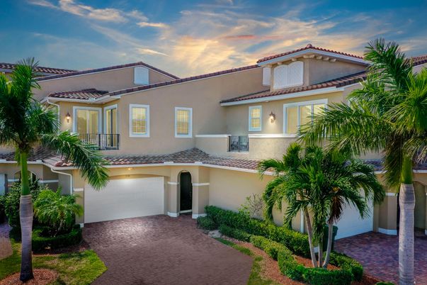 Attached, Exterior, Facade, Spanish Mediterranean