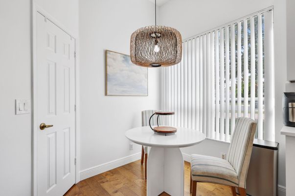 Interior, Pendant Lights, Wood Texture Flooring