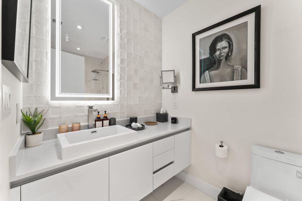 Bathroom, Interior, Recessed Lighting