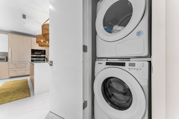 Interior, Recessed Lighting, Utility Closets, Washer
