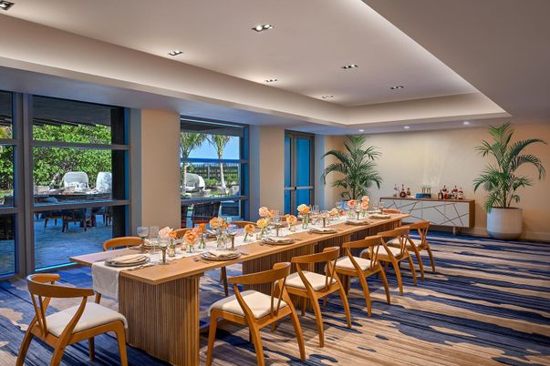 Dining room, Interior, Recessed Lighting