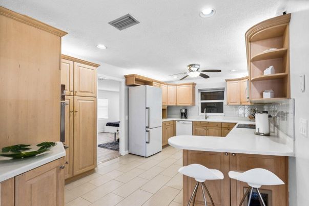 Interior, Kitchen, Recessed Lighting