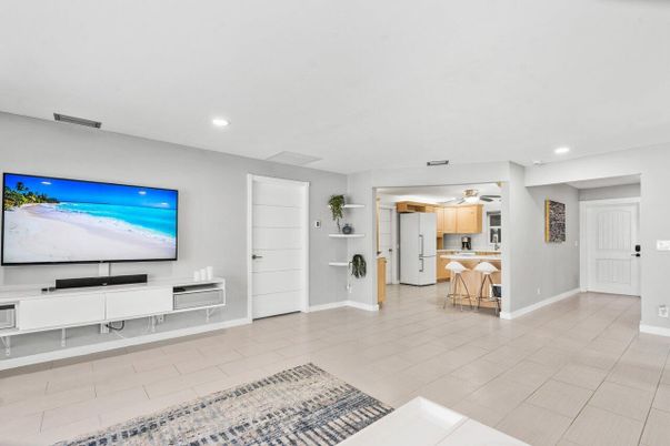 Interior, Kitchen, Recessed Lighting