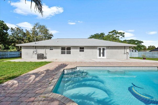 Backyard, Exterior, Pool