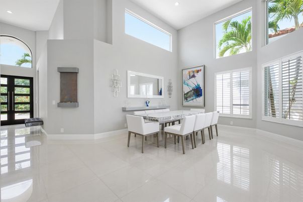 Dining room, Interior, Recessed Lighting